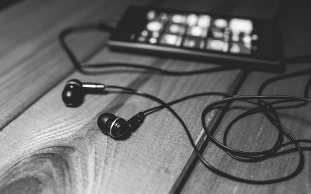 20 Software Engineering Podcasts to Follow - Vimarsana News
