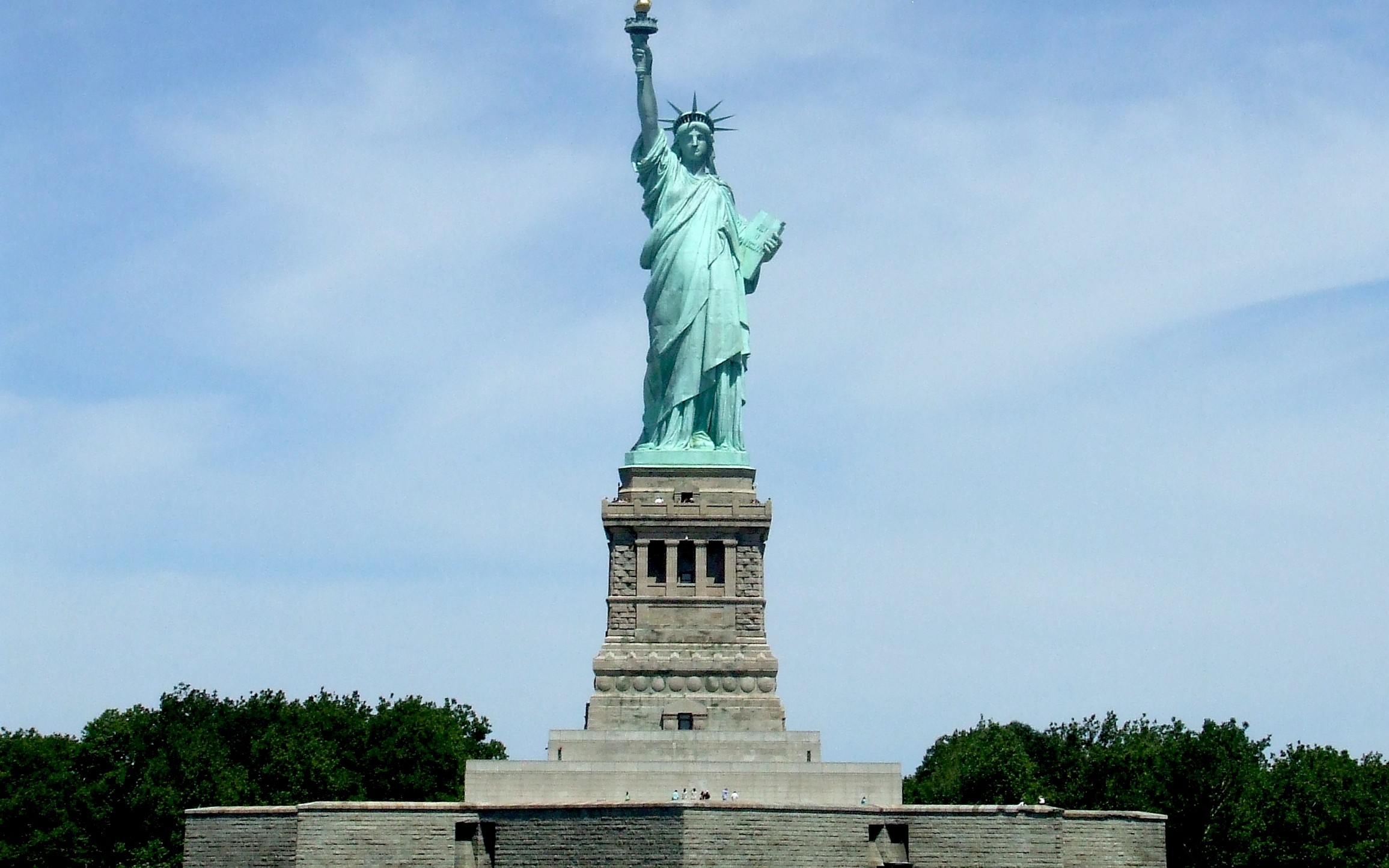 высота статуя свободы